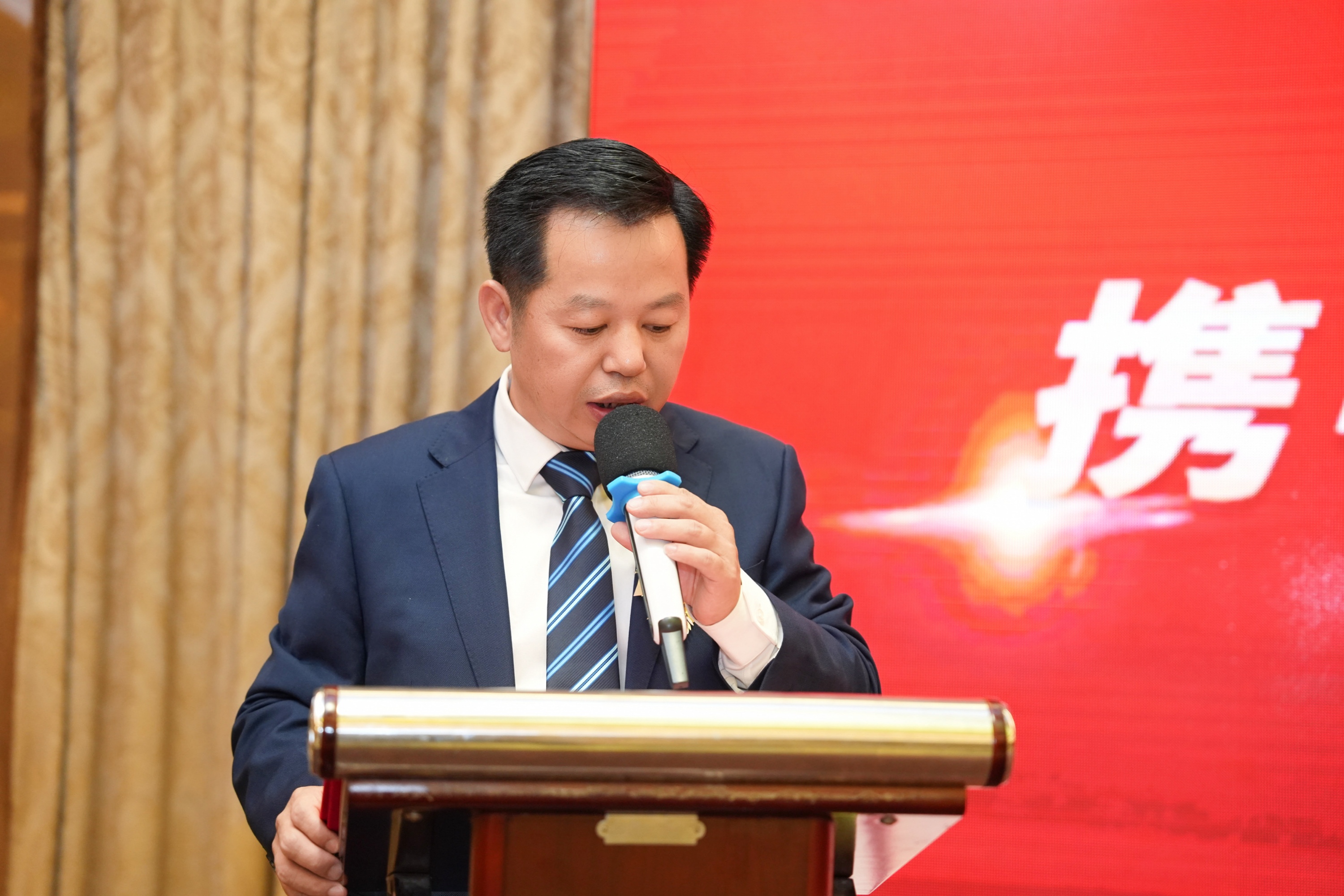 携手十五载，共创新未来｜科泰集团十五周年庆典晚宴圆满落幕